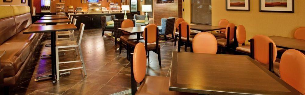 Holiday Inn Express Hotel & Suites North Kansas City By Ihg Dış mekan fotoğraf