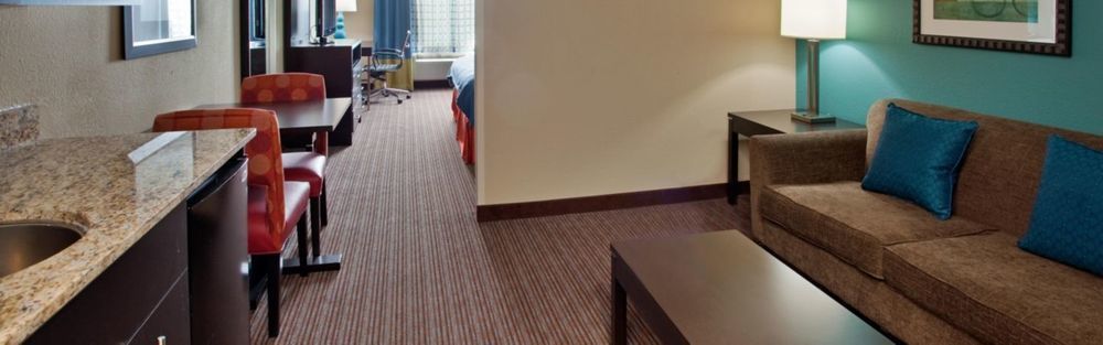 Holiday Inn Express Hotel & Suites North Kansas City By Ihg Dış mekan fotoğraf