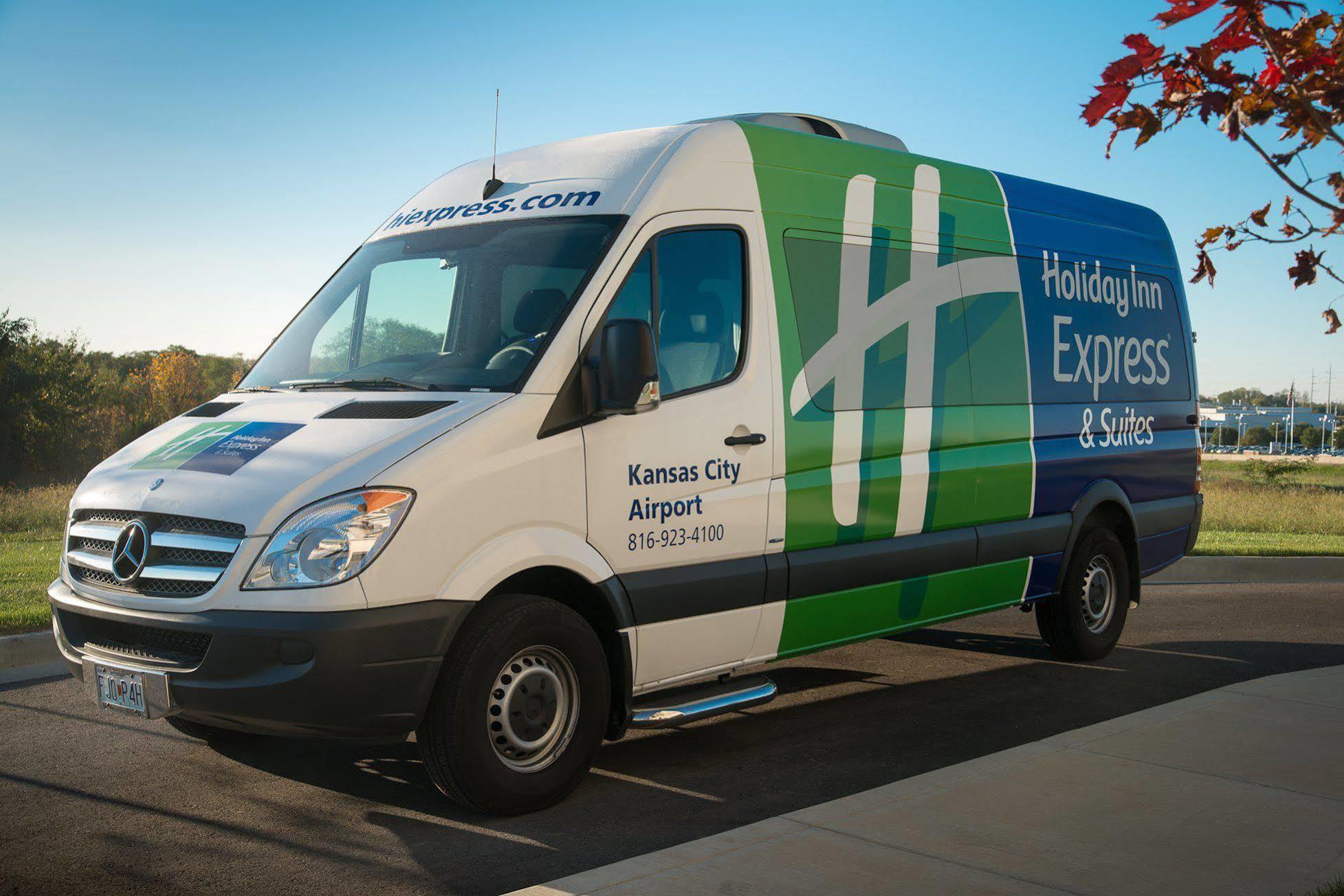 Holiday Inn Express Hotel & Suites North Kansas City By Ihg Dış mekan fotoğraf