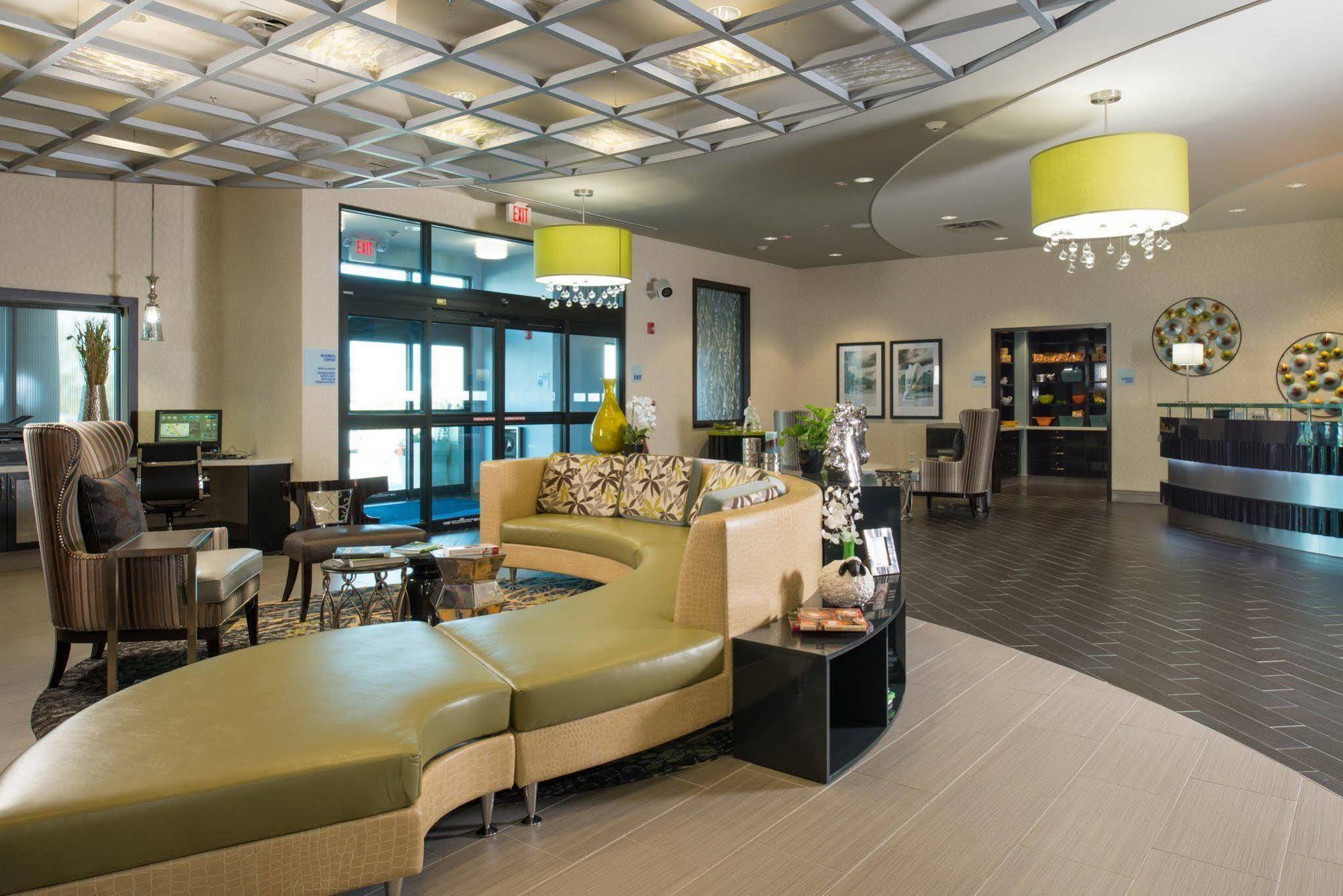 Holiday Inn Express Hotel & Suites North Kansas City By Ihg Dış mekan fotoğraf