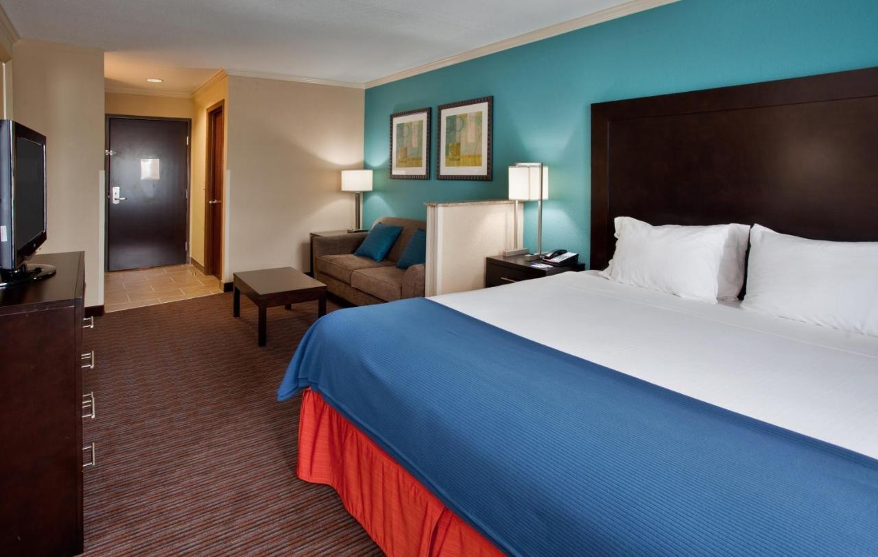 Holiday Inn Express Hotel & Suites North Kansas City By Ihg Dış mekan fotoğraf